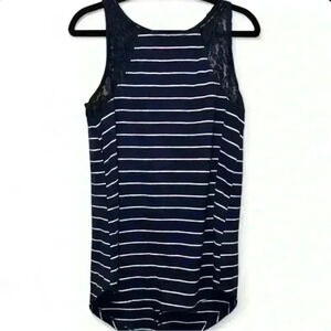 🌺 SO - Navy Blue/White Striped tank top with Lace top and split back- Jr’s Lg🌺